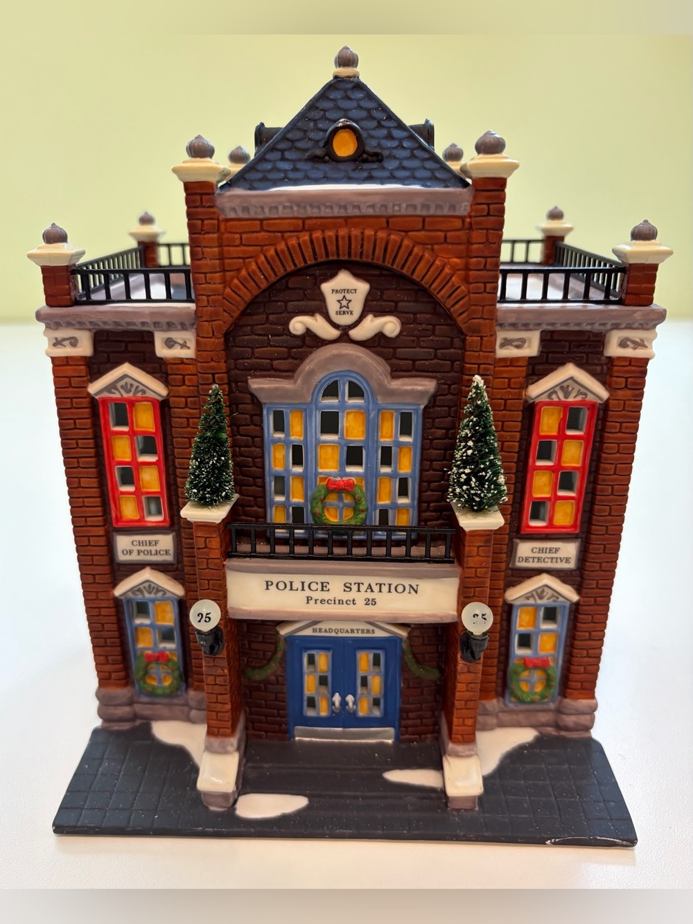Dept 56 Christmas In The City Precinct 25 Police Station 58941 Retired Vintage